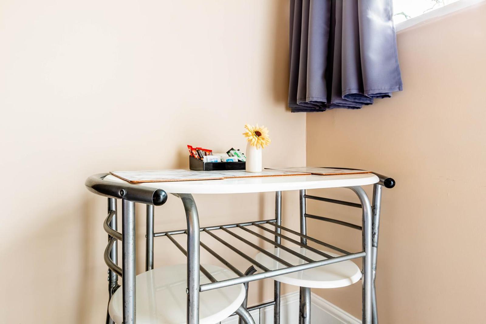 Windermere Studio Rooms - With Free Car Parking Onsite 외부 사진